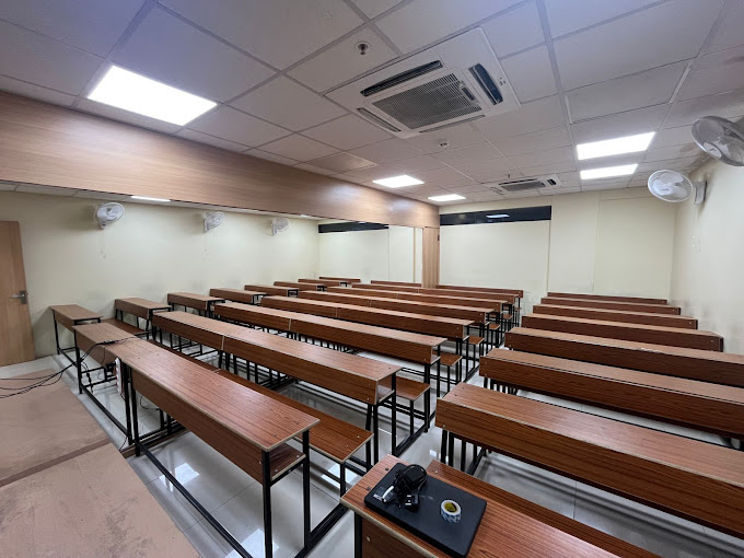 Aakash Institute - Hampankatta, Mangalore